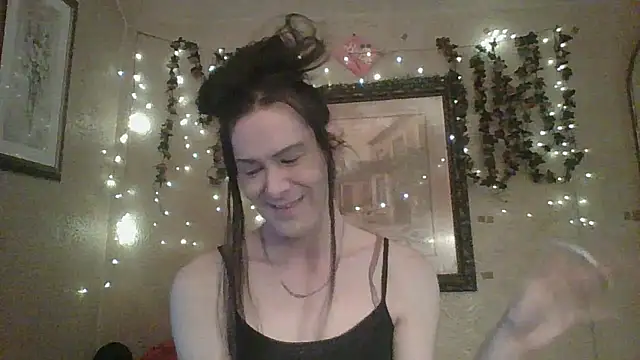 sillymillie4 online show from February 15, 2026, 10:41 pm