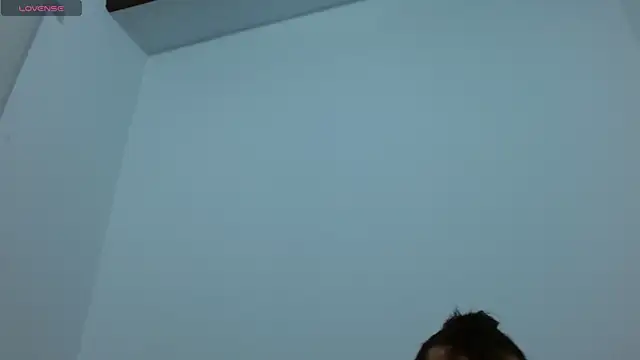 Snapshot of SkinnyDevil12 chatting on February 13, 2026, 3:06 am SkinnyDevil12 online show from February 13, 2026, 3:06 am