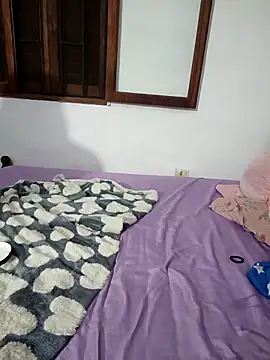 Snapshot of micavicexx chatting on February 6, 2026, 2:18 am micavicexx online show from February 6, 2026, 2:18 am