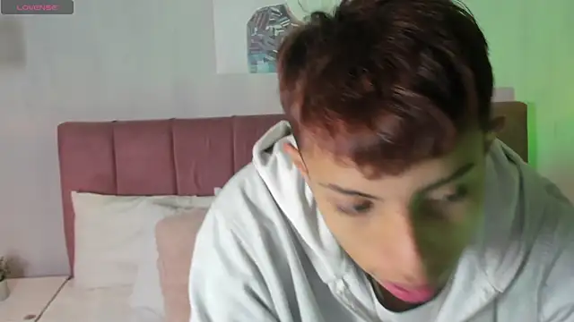 Snapshot of _camilo_ortiz chatting on June 16, 2026, 2:39 pm camilo ortiz online show from June 16, 2026, 2:39 pm