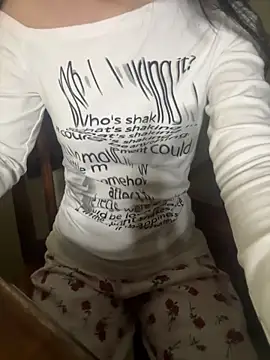 Snapshot of Celeste_SexyY chatting on February 19, 2026, 5:43 pm Celeste SexyY online show from February 19, 2026, 5:43 pm