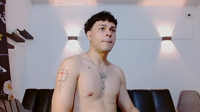 Snapshot of Philip_Jons chatting on February 21, 2026, 8:11 pm Philip Jons online show from February 21, 2026, 8:11 pm