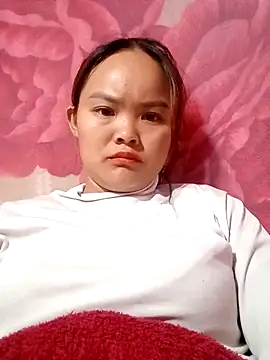 Luminana online show from May 1, 2026, 12:48 am