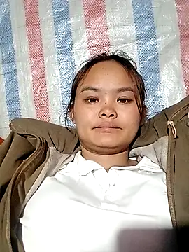 Snapshot of Luminana chatting on March 8, 2026, 2:59 am Luminana online show from March 8, 2026, 2:59 am