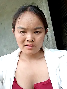 Snapshot of Luminana chatting on April 11, 2026, 8:07 am Luminana online show from April 11, 2026, 8:07 am