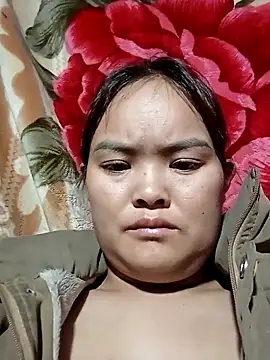 Snapshot of Luminana chatting on March 26, 2026, 12:31 am Luminana online show from March 26, 2026, 12:31 am