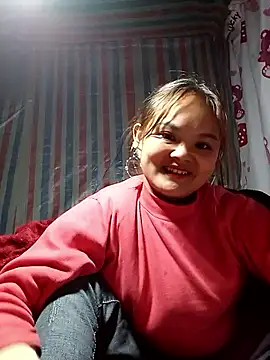 Snapshot of Luminana chatting on February 9, 2026, 2:09 am Luminana online show from February 9, 2026, 2:09 am