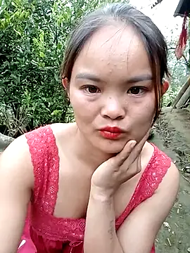 Luminana online show from May 6, 2026, 11:31 pm