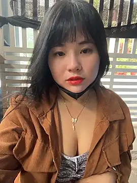 Lewd couple online show from May 17, 2026, 3:06 am