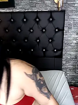  NiniSweet online show from March 5, 2026, 8:49 pm