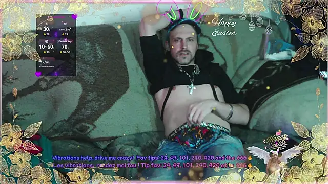 Snapshot of SwatRocShy chatting on March 31, 2026, 6:21 pm SwatRocShy online show from March 31, 2026, 6:21 pm