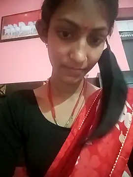 Snapshot of BIG_QWEEN_NO1 chatting on February 15, 2026, 7:42 am BIG QWEEN NO1 online show from February 15, 2026, 7:42 am