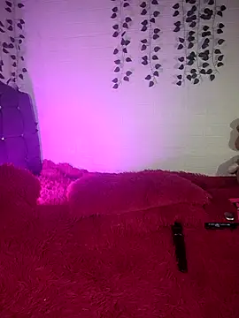 Snapshot of Keyla-moon chatting on March 17, 2026, 3:53 am Keyla-moon online show from March 17, 2026, 3:53 am