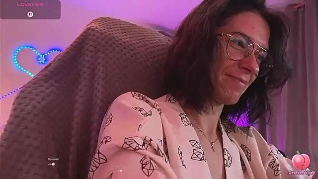 Snapshot of Katy_Kar chatting on April 10, 2026, 7:54 pm Katy Kar online show from April 10, 2026, 7:54 pm