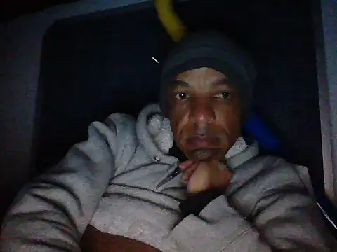 lavelle26 online show from May 15, 2026, 9:13 pm