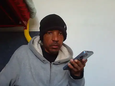 lavelle26 online show from May 7, 2026, 12:52 pm