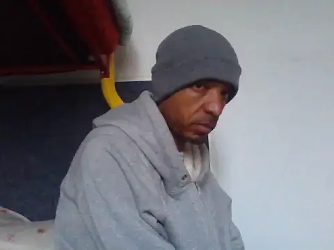 lavelle26 online show from May 18, 2026, 2:22 pm