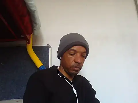 lavelle26 online show from August 4, 2026, 8:41 am