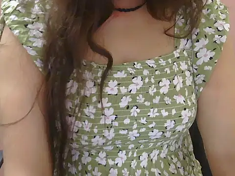 Snapshot of Cute_Manara1 chatting on February 27, 2026, 5:13 pm Cute Manara1 online show from February 27, 2026, 5:13 pm