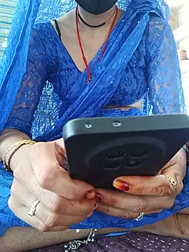 Snapshot of Komal4050 chatting on June 28, 2026, 5:03 am Komal4050 online show from June 28, 2026, 5:03 am