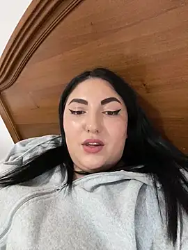 Amber Sinn online show from June 18, 2026, 3:39 pm