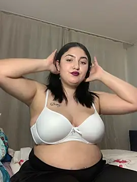 Snapshot of Amber_Sinn chatting on February 6, 2026, 6:37 pm Amber Sinn online show from February 6, 2026, 6:37 pm