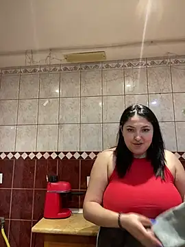 Amber Sinn online show from April 22, 2026, 9:21 pm