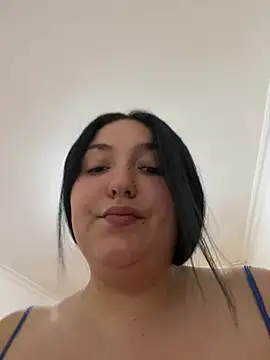 Amber Sinn online show from June 26, 2026, 2:01 pm