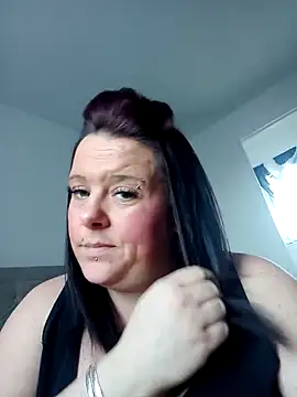 louisa36 online show from March 28, 2026, 5:47 pm