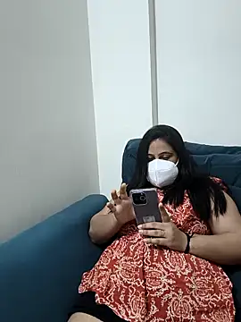 Snapshot of Siya__499 chatting on February 10, 2026, 6:29 pm Siya 499 online show from February 10, 2026, 6:29 pm