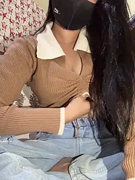 Snapshot of Cutedesigirl chatting on February 13, 2026, 6:02 am Cutedesigirl online show from February 13, 2026, 6:02 am