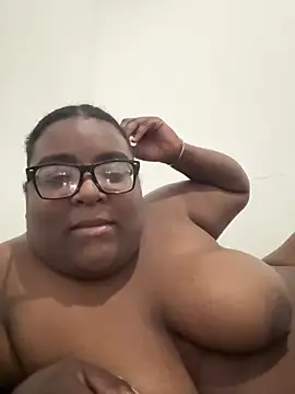 lanegriis1 online show from April 15, 2026, 3:23 am