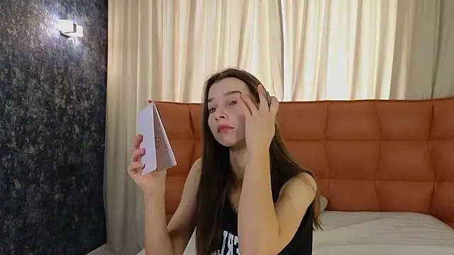 Snapshot of OnyxViper chatting on March 9, 2026, 6:50 am OnyxViper online show from March 9, 2026, 6:50 am