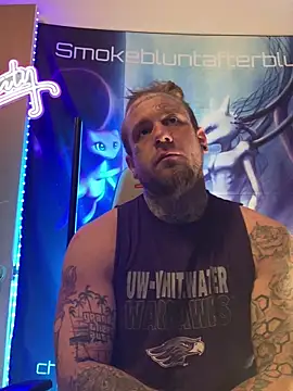 Smokebluntafterblunt online show from March 25, 2026, 6:57 am