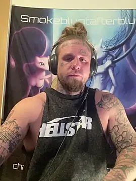 Snapshot of Smokebluntafterblunt chatting on February 7, 2026, 5:04 am Smokebluntafterblunt online show from February 7, 2026, 5:04 am