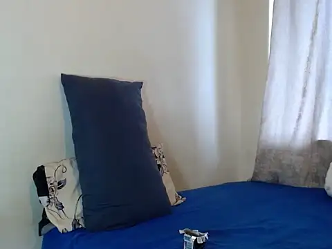 MRSHYGUY29 online show from February 17, 2026, 5:38 am