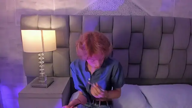 Snapshot of AngelDoll_1 chatting on March 24, 2026, 2:33 am AngelDoll 1 online show from March 24, 2026, 2:33 am