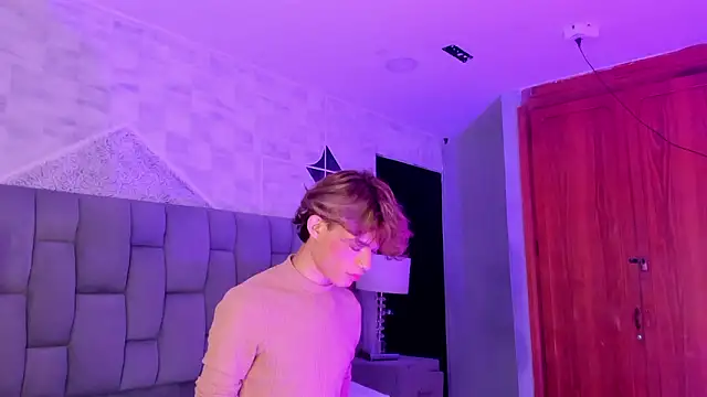 Snapshot of AngelDoll_1 chatting on February 21, 2026, 4:36 am AngelDoll 1 online show from February 21, 2026, 4:36 am