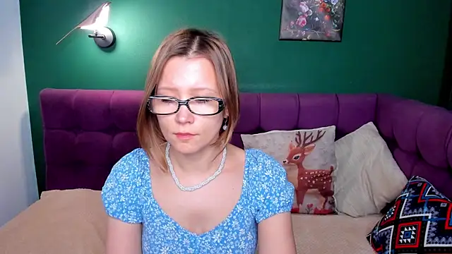 Snapshot of EmmaEthereal chatting on May 5, 2026, 1:41 am EmmaEthereal online show from May 5, 2026, 1:41 am