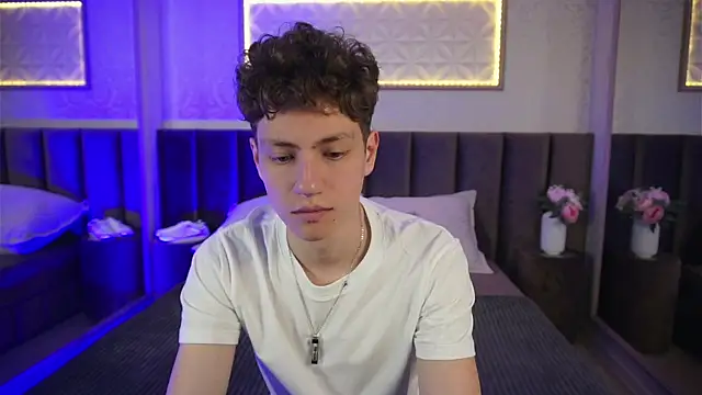 Snapshot of StefanBev chatting on March 29, 2026, 7:59 pm StefanBev online show from March 29, 2026, 7:59 pm