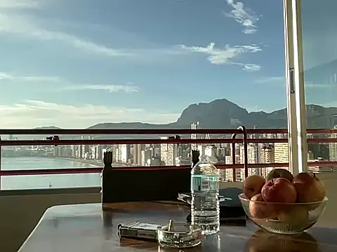 AC couple online show from February 26, 2026, 4:51 pm