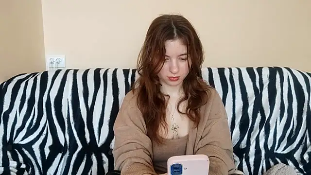 LanitaHemple online show from April 5, 2026, 6:20 am