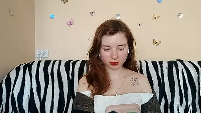 LanitaHemple online show from April 29, 2026, 1:04 pm