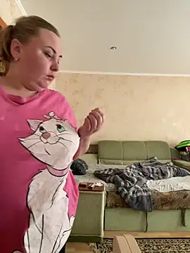 Mommy-girl-Lola online show from February 24, 2026, 6:36 am