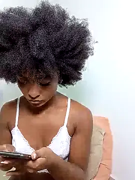 MusaNatacha online show from March 25, 2026, 9:24 pm