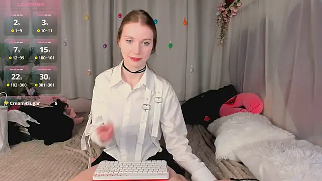Snapshot of lada2k4 chatting on May 5, 2026, 5:43 am lada2k4 online show from May 5, 2026, 5:43 am