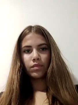 Snapshot of Maf_Girl chatting on February 16, 2026, 12:53 am Maf Girl online show from February 16, 2026, 12:53 am