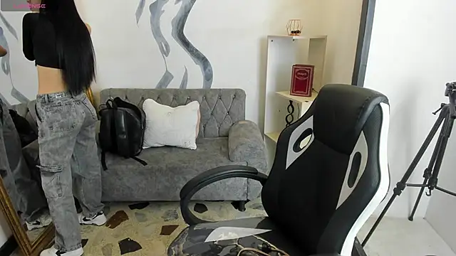 Snapshot of lorraineHunter chatting on March 10, 2026, 12:20 pm lorraineHunter online show from March 10, 2026, 12:20 pm