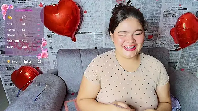 Nina rouge77 online show from February 14, 2026, 4:07 pm