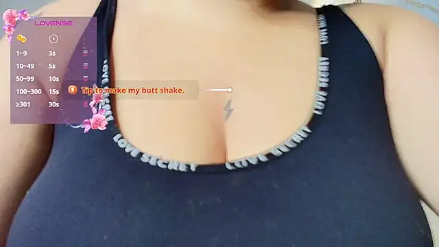 Nina rouge77 online show from February 12, 2026, 7:02 pm